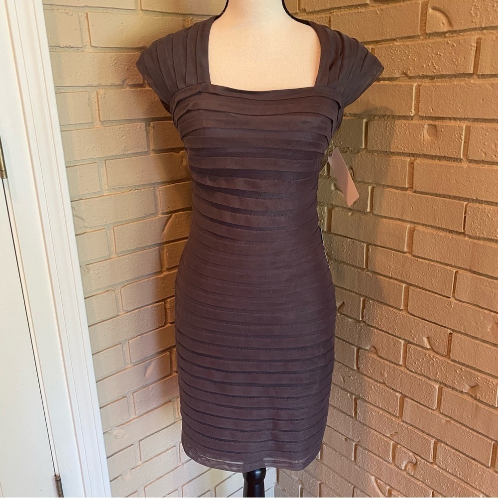 NEW Adrianna Papell Gray Layered Tiered Mesh Evening Cocktail Dress Sz 6 Petite
